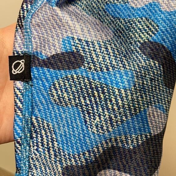 Terez Blue Camo Print Leggings, Size Medium & Large - Picture 7 of 7